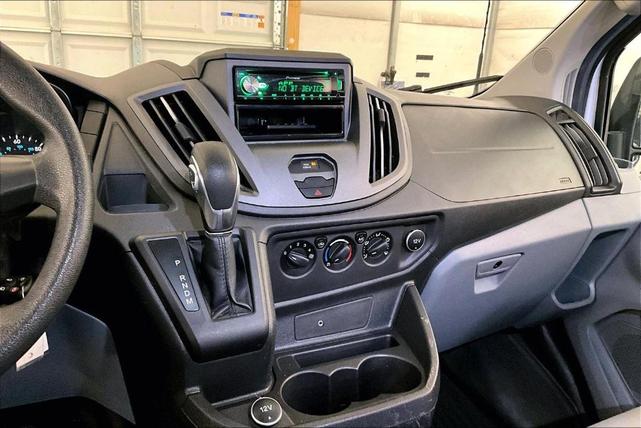 Photo of 2018 Oxford White Ford Transit-250