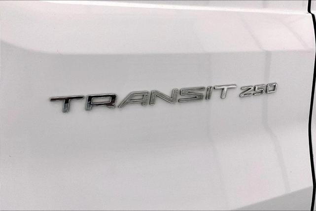 Photo of 2018 Oxford White Ford Transit-250