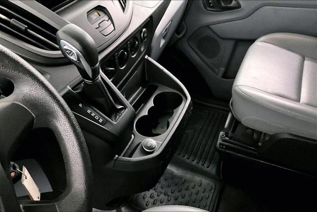 Photo of 2018 Oxford White Ford Transit-250