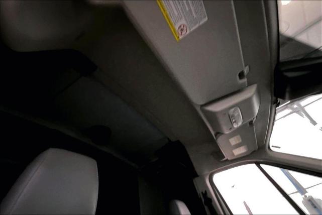 Photo of 2018 Oxford White Ford Transit-250