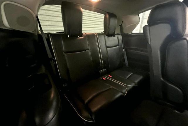 Photo of 2017 Black INFINITI QX60