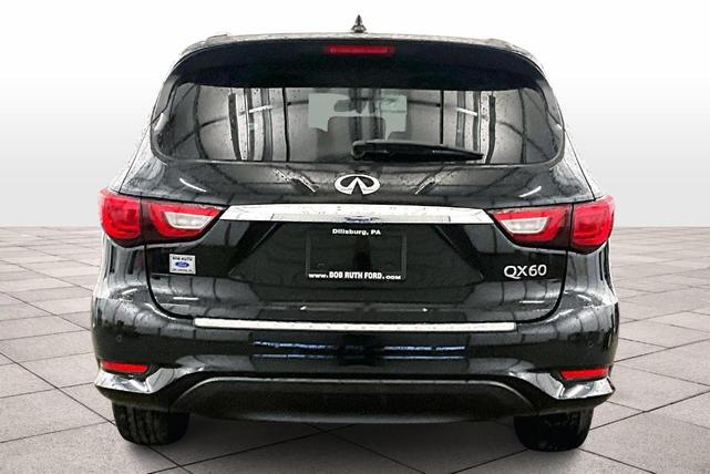 Photo of 2017 Black INFINITI QX60