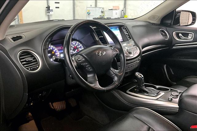 Photo of 2017 Black INFINITI QX60