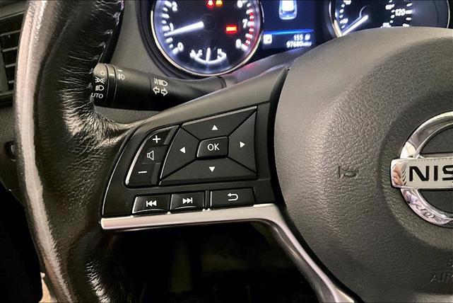 Photo of 2018 Caspian Blue Nissan Rogue