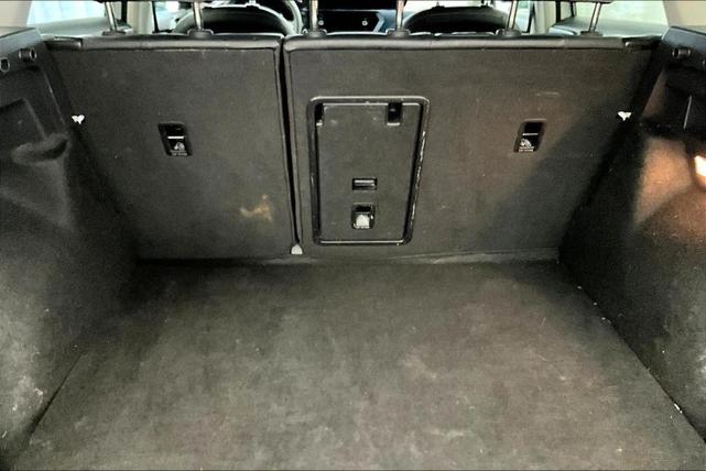 Photo of 2023 Pure White Volkswagen Taos