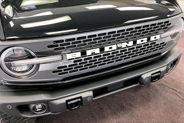 Photo of 2022 Shadow Black Ford Bronco