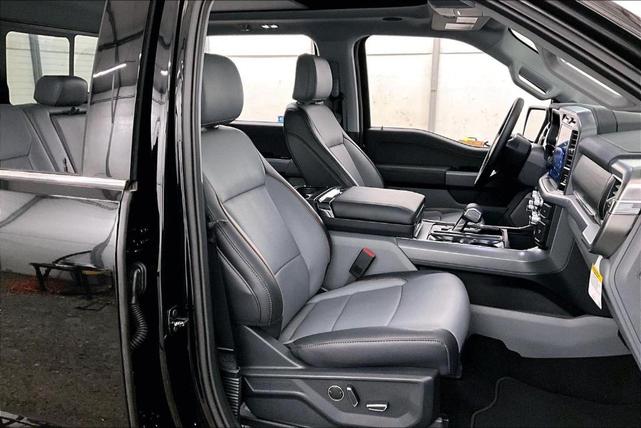 Photo of 2025 Agate Black Metallic Ford F-150