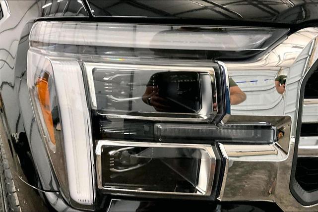 Photo of 2025 Agate Black Metallic Ford F-150