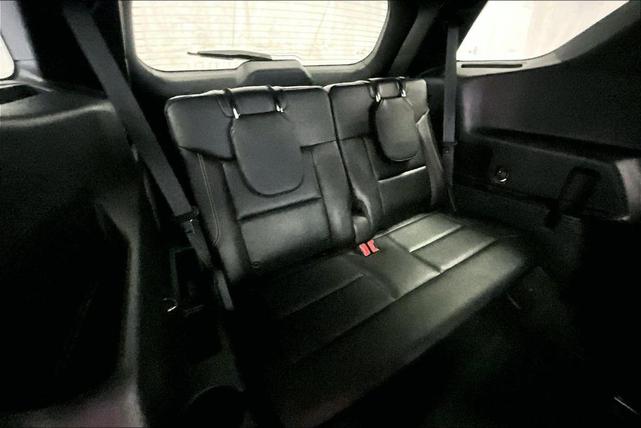 Photo of 2022 Agate Black Metallic Ford Explorer