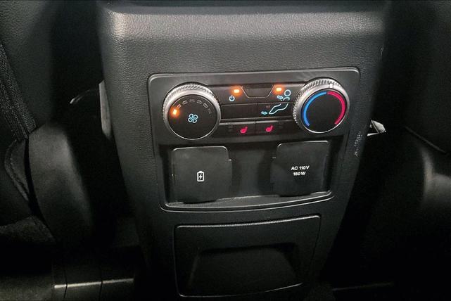 Photo of 2022 Agate Black Metallic Ford Explorer