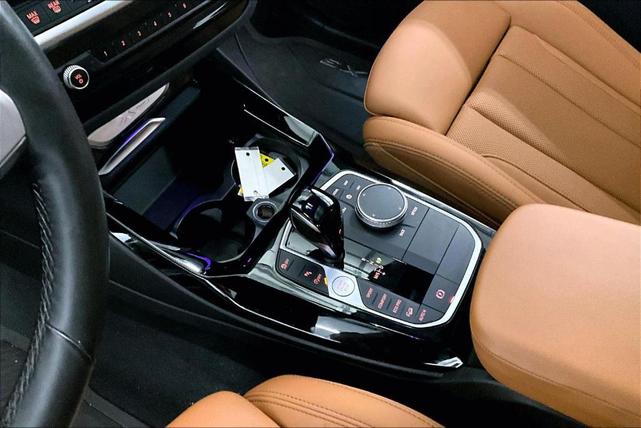 Photo of 2022 Gray Metallic BMW X3
