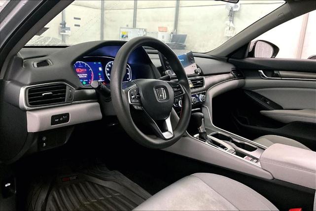 Photo of 2018 Lunar Silver Metallic Honda Accord