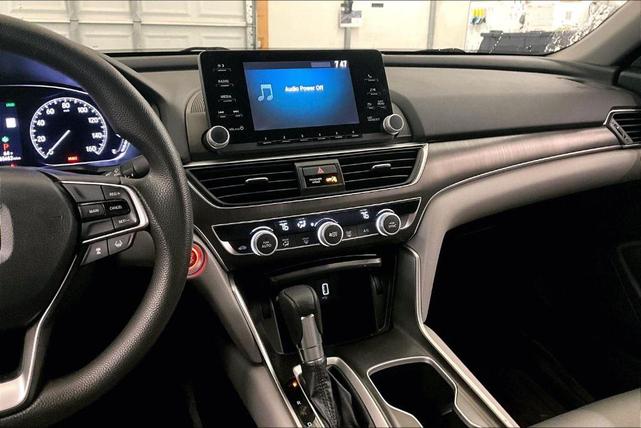 Photo of 2018 Lunar Silver Metallic Honda Accord