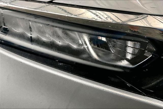 Photo of 2018 Lunar Silver Metallic Honda Accord