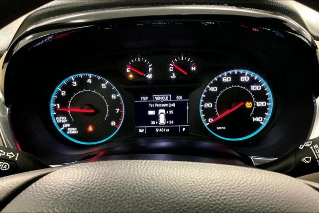 Photo of 2023 Summit White Chevrolet Traverse