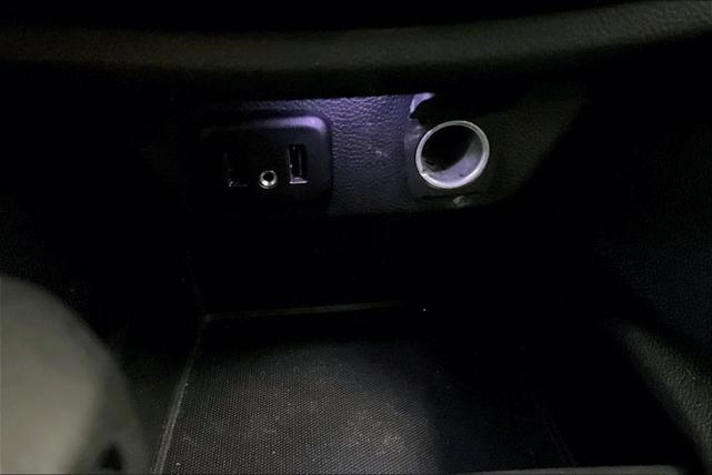 Photo of 2023 Summit White Chevrolet Traverse