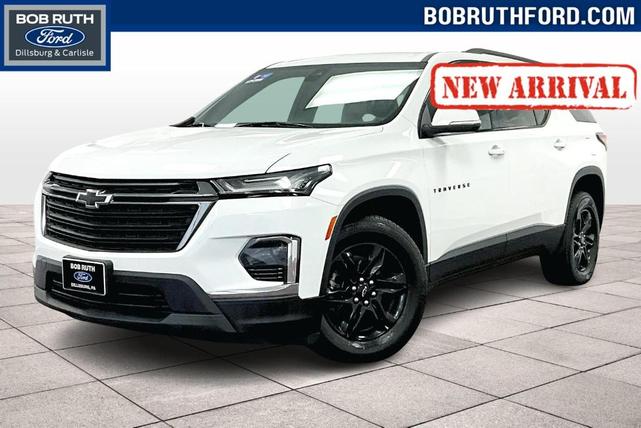 Photo of 2023 Summit White Chevrolet Traverse