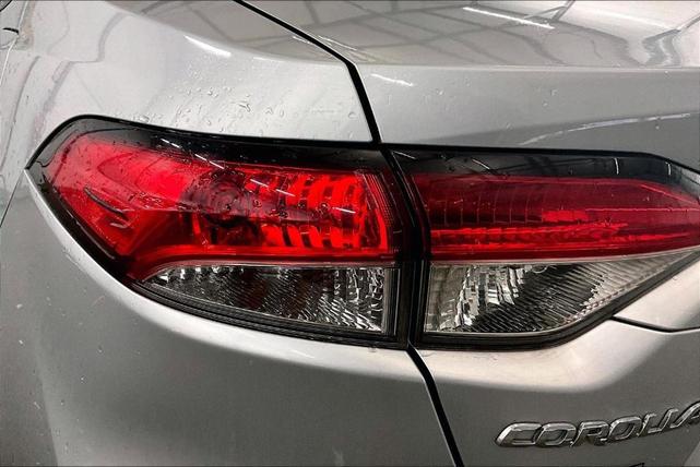 Photo of 2020 Classic Silver Metallic Toyota Corolla Hybrid
