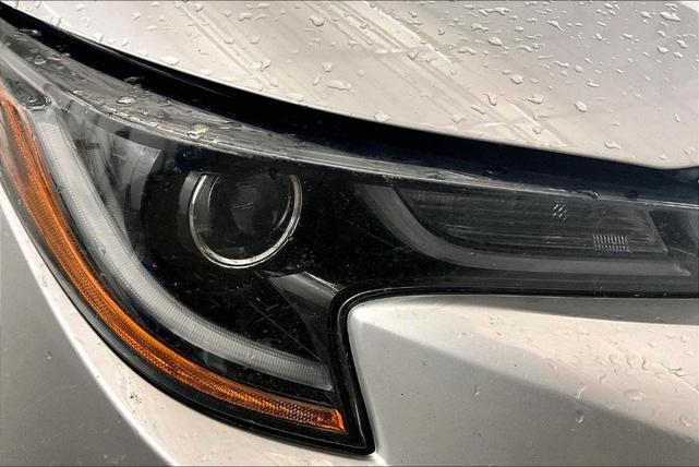 Photo of 2020 Classic Silver Metallic Toyota Corolla Hybrid