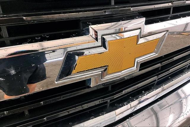 Photo of 2016 Black Chevrolet Silverado 2500