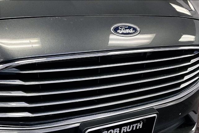 Photo of 2019 Magnetic Metallic Ford Fusion