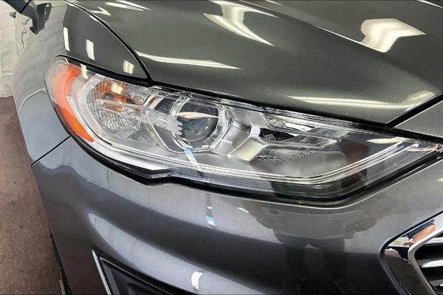 Photo of 2019 Magnetic Metallic Ford Fusion