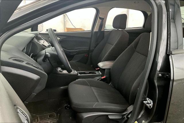 Photo of 2016 Magnetic Ford Focus