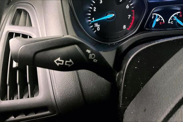 Photo of 2016 Magnetic Ford Focus