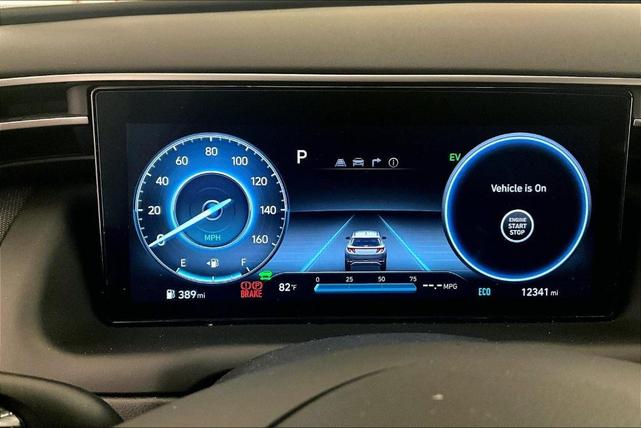 Photo of 2024 Shimmering Silver Hyundai TUCSON Hybrid