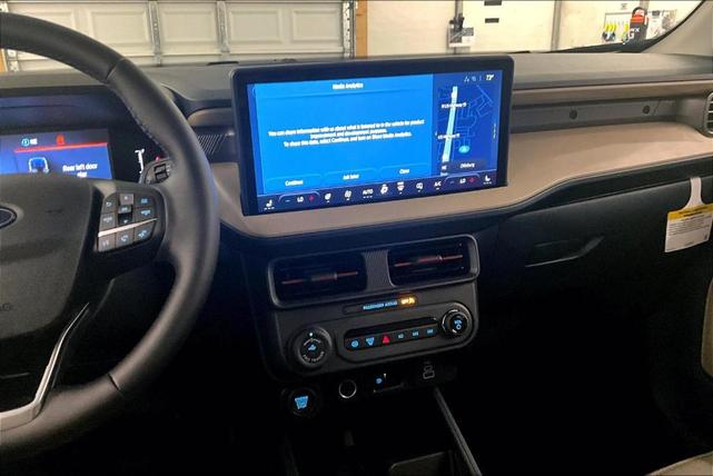 Photo of 2025 Blue Ford Maverick