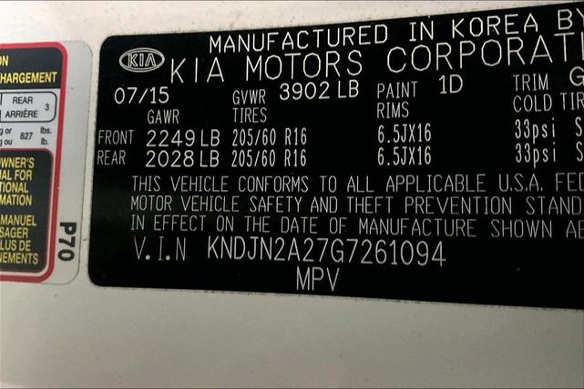 Photo of 2016 Clear White Kia Soul