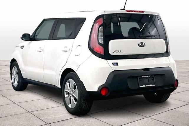 Photo of 2016 Clear White Kia Soul