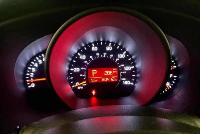 Photo of 2016 Clear White Kia Soul