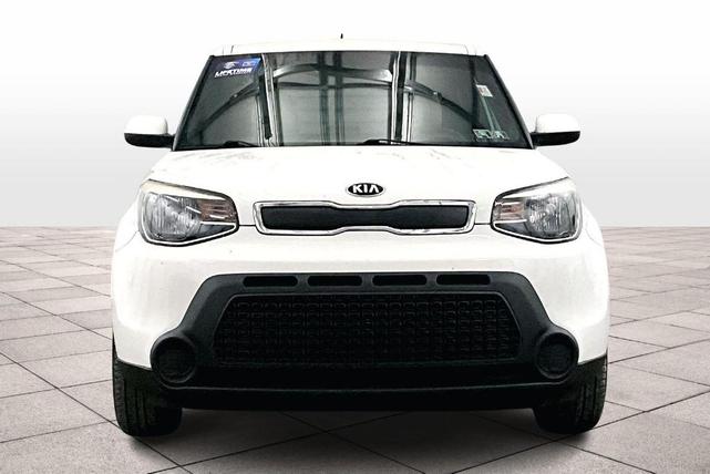Photo of 2016 Clear White Kia Soul
