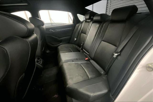 Photo of 2020 Platinum White Pearl Honda Accord