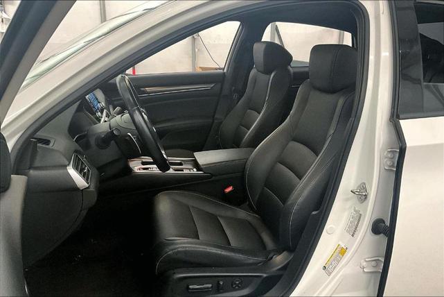 Photo of 2020 Platinum White Pearl Honda Accord