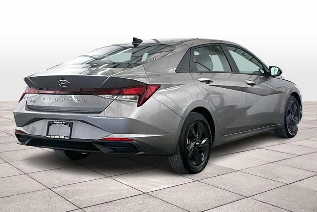 Photo of 2023 Metal Hyundai ELANTRA