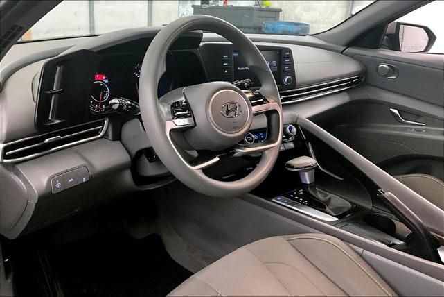 Photo of 2023 Metal Hyundai ELANTRA