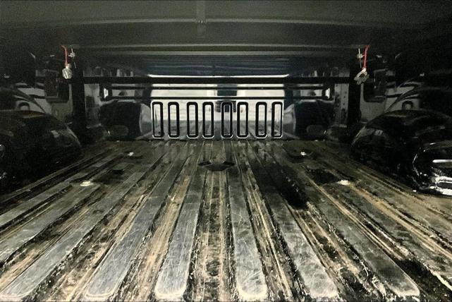 Photo of 2023 Antimatter Blue Metallic Ford F-250