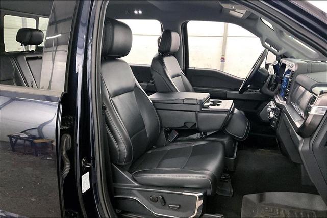 Photo of 2023 Antimatter Blue Metallic Ford F-250