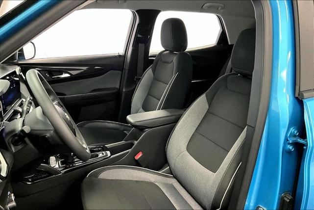Photo of 2025 Marina Blue Chevrolet Trailblazer