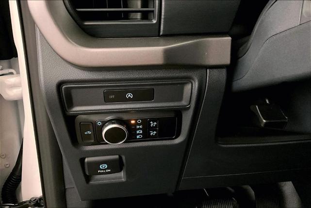 Photo of 2025 Oxford White Ford F-150