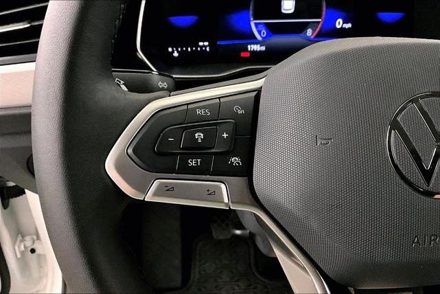 Photo of 2024 Pure White Volkswagen Jetta