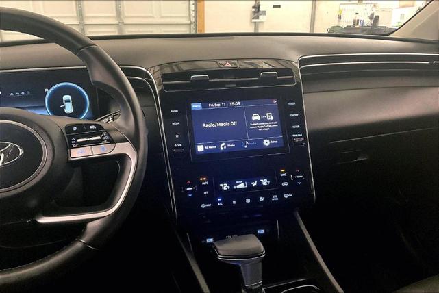 Photo of 2022 Phantom Black Hyundai TUCSON