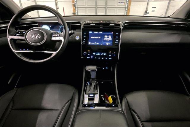 Photo of 2022 Phantom Black Hyundai TUCSON