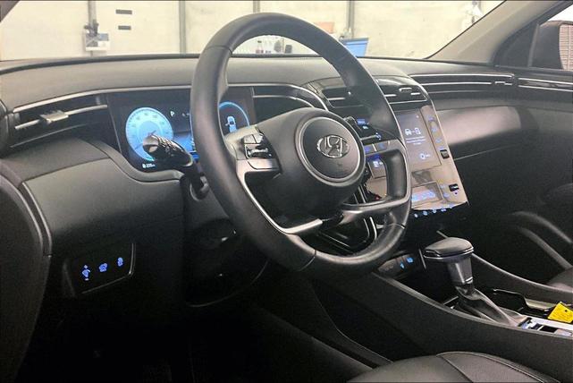 Photo of 2022 Phantom Black Hyundai TUCSON