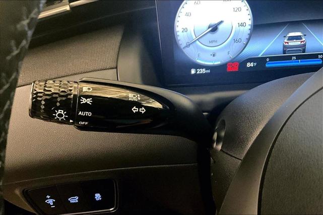 Photo of 2022 Phantom Black Hyundai TUCSON