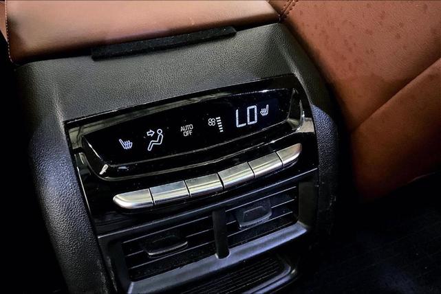 Photo of 2020 Shadow Metallic Cadillac XT5