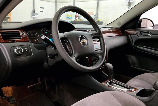 Photo of 2007 Imperial Blue Metallic Chevrolet Impala