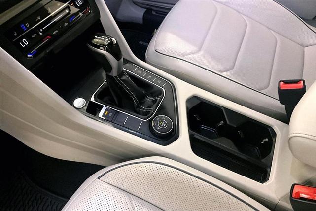 Photo of 2022 Atlantic Blue Volkswagen Tiguan